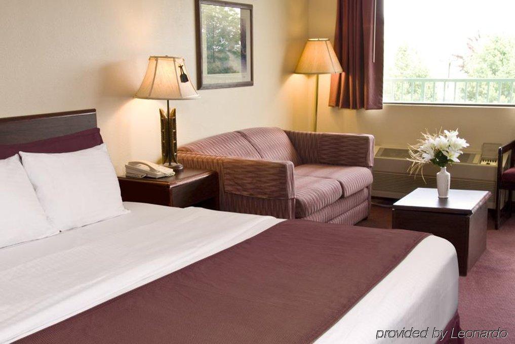 American Eagle Inn & Suites Брэнсон Номер фото
