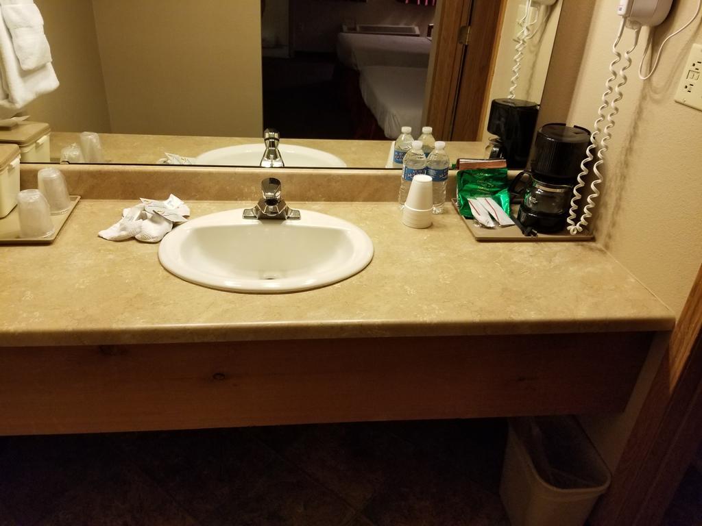 American Eagle Inn & Suites Брэнсон Экстерьер фото
