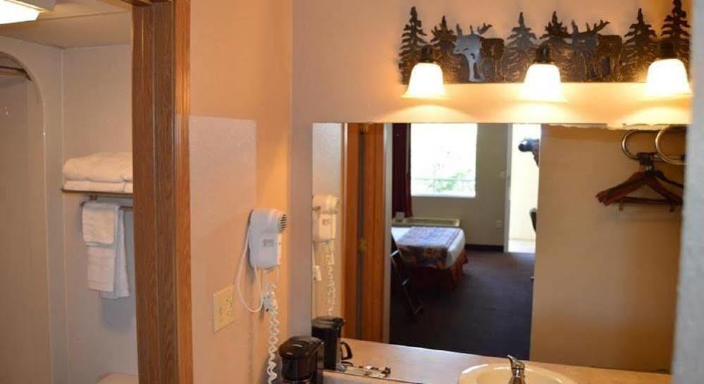 American Eagle Inn & Suites Брэнсон Экстерьер фото