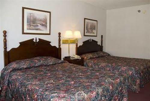 American Eagle Inn & Suites Брэнсон Экстерьер фото